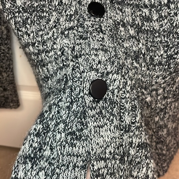 Christan Dior Black & White Wool Cardigan - Picture 8 of 13